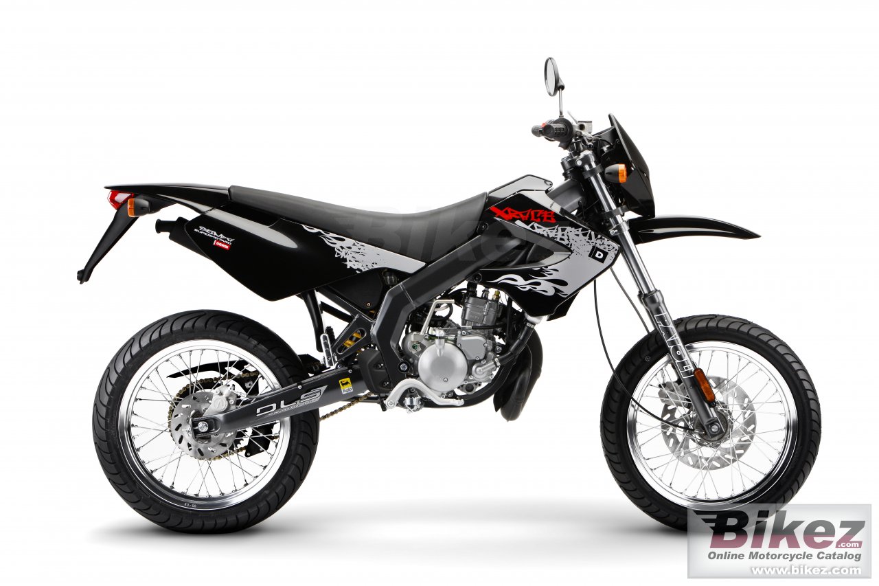 Big Derbi senda x-race 50 sm picture and wallpaper from Bikez.com